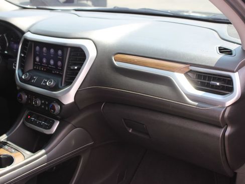 Used 2023 GMC Acadia SLE FWD image 29