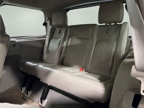 Used 2012 Ford Expedition Limited RWD image 31