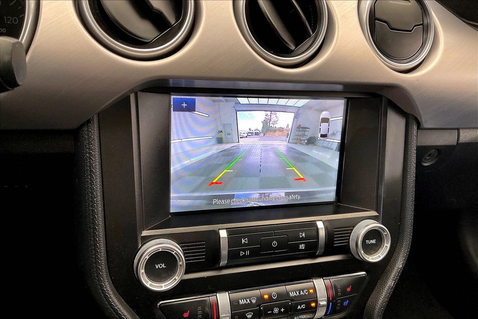 Used 2022 Ford Mustang Premium RWD image 23