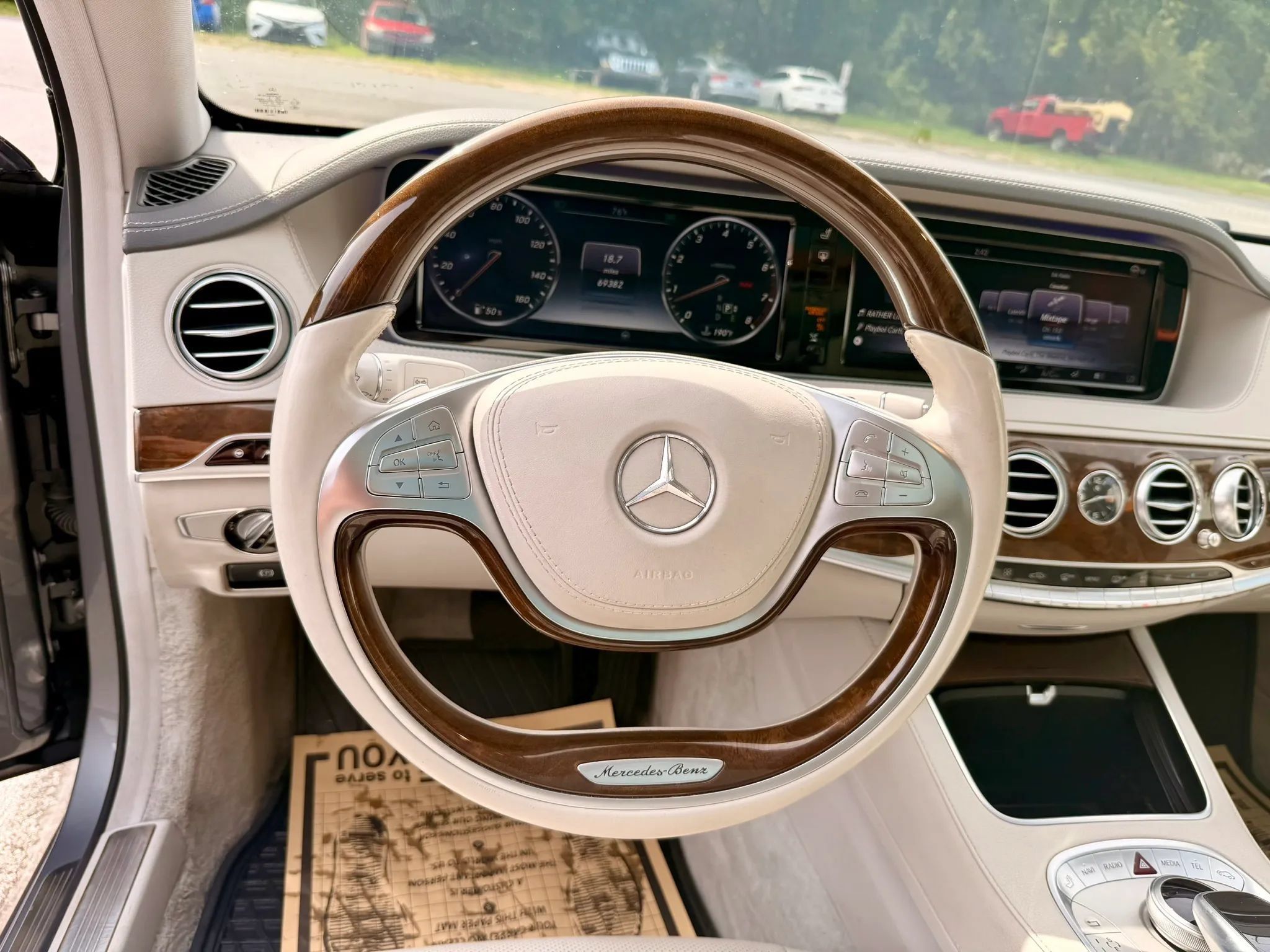 Used 2015 Mercedes-Benz S 550 4MATIC Sedan image 18