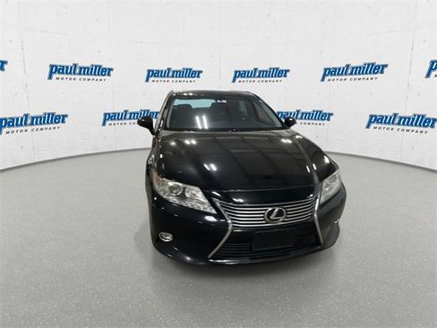 Used 2015 Lexus ES 350 w/ Luxury Package image 3
