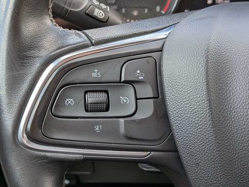 Used 2021 Buick Encore GX Select FWD image 26