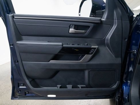 Used 2025 Toyota Tundra Limited image 14