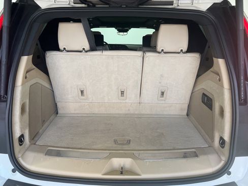 Used 2021 Cadillac Escalade Premium Luxury w/ Driver Assist Tech Package image 34