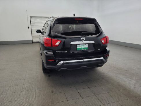 Used 2019 Nissan Pathfinder S AWD/4WD image 6