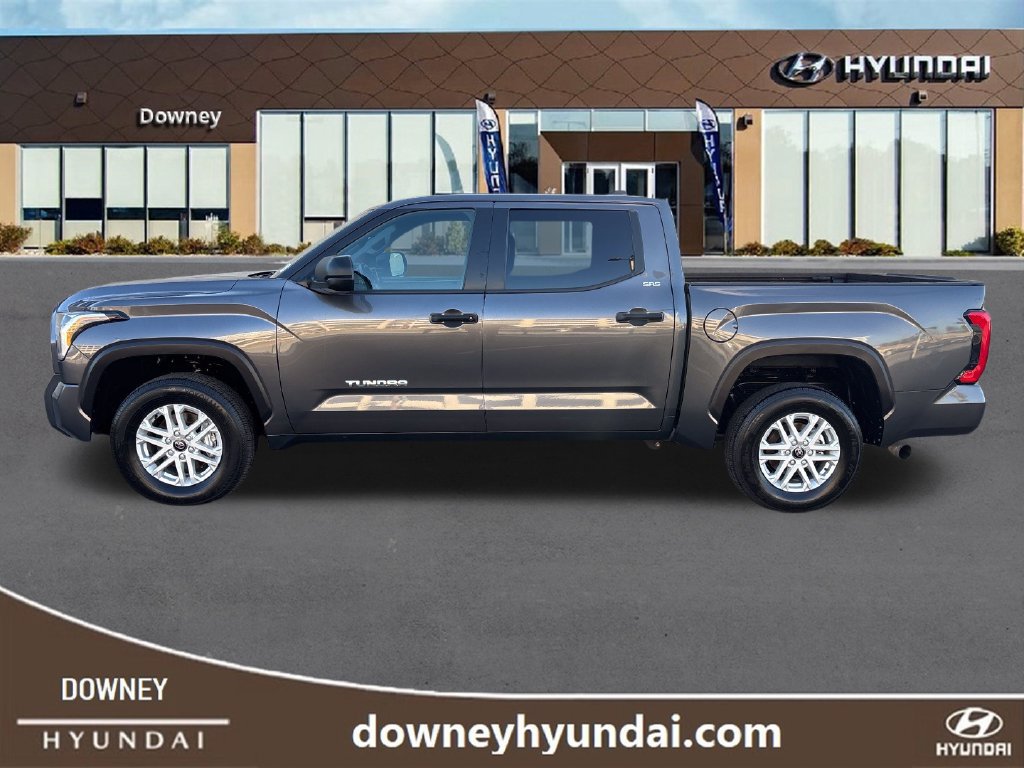 Used 2025 Toyota Tundra SR5 AWD/4WD image 2
