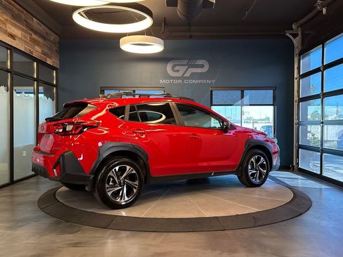 Used 2024 Subaru Crosstrek 2.0i Premium AWD/4WD image 3