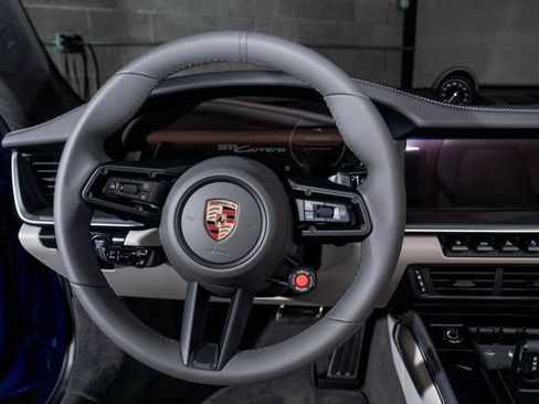 Used 2025 Porsche 911 Carrera RWD image 12
