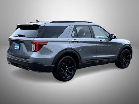 Used 2024 Ford Explorer ST-Line w/ Class IV Trailer Tow Package AWD/4WD image 5