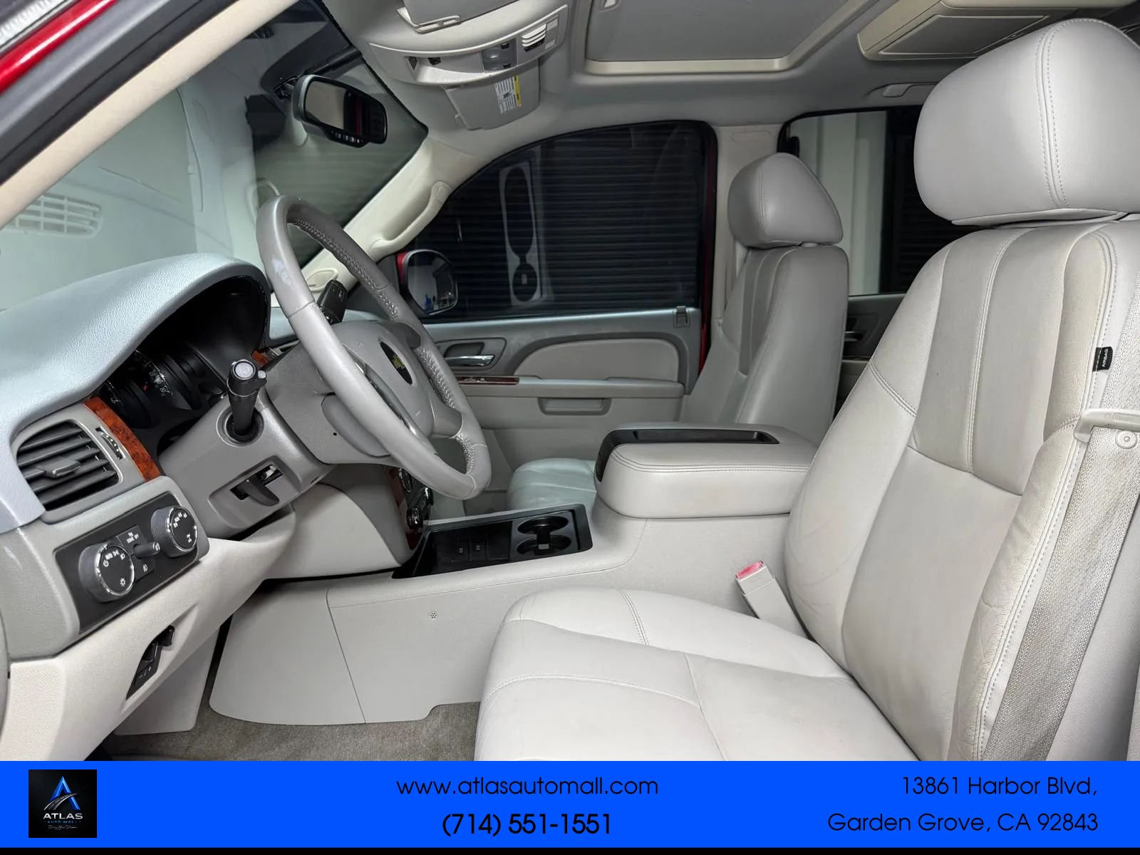 Used 2012 Chevrolet Suburban 2500 LT AWD/4WD image 32