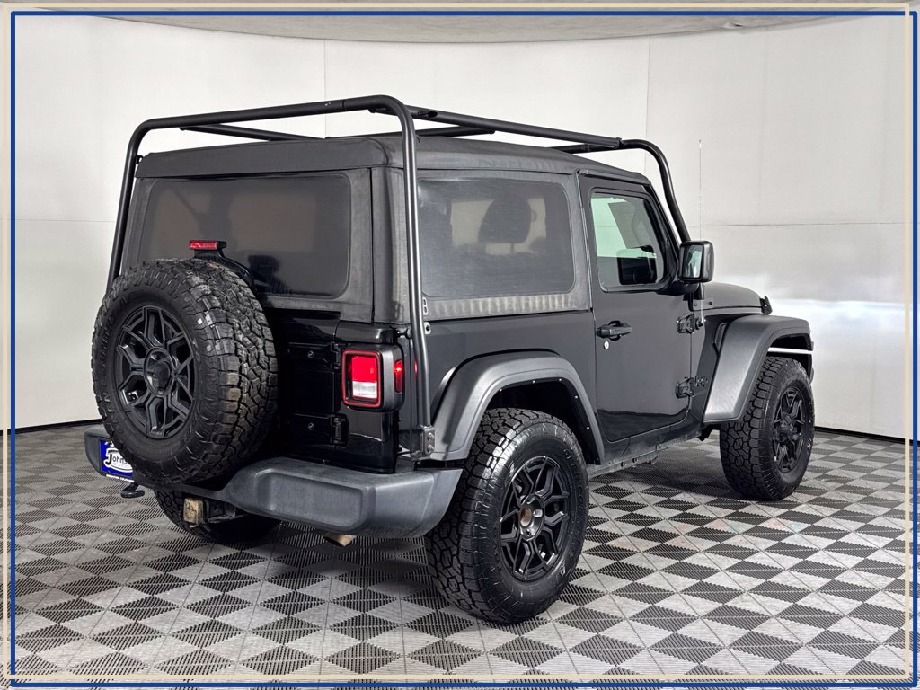 Used 2022 Jeep Wrangler Sport AWD/4WD image 8