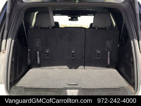 Used 2024 Chevrolet Suburban LT image 31