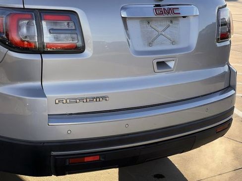 Used 2016 GMC Acadia SLT image 6
