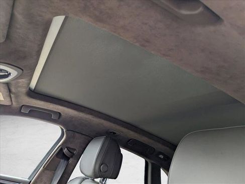 Used 2017 Porsche Macan S image 15