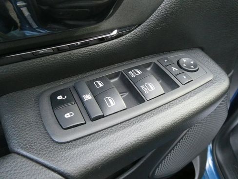 Used 2024 RAM 1500 Big Horn image 21