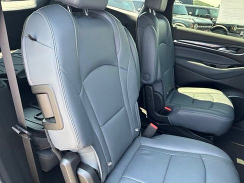 Used 2022 Buick Enclave Premium w/ Experience Buick Package AWD/4WD image 22