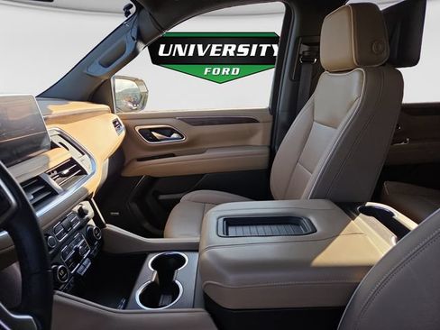 Used 2024 Chevrolet Suburban Premier w/ Max Trailering Package AWD/4WD image 30