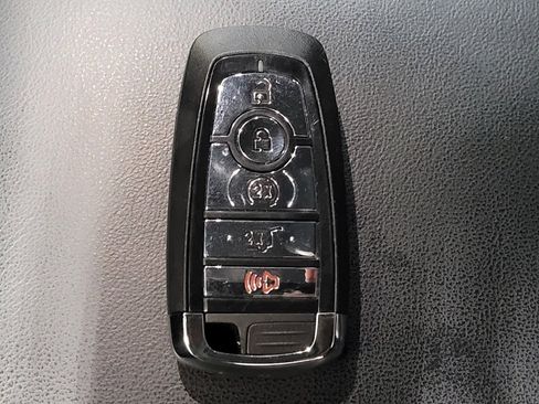 Used 2022 Lincoln Corsair FWD image 32