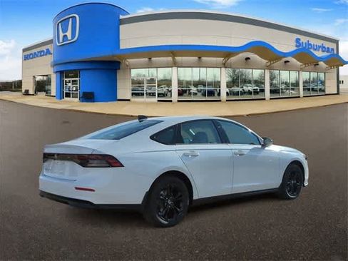 New 2025 Honda Accord SE image 8