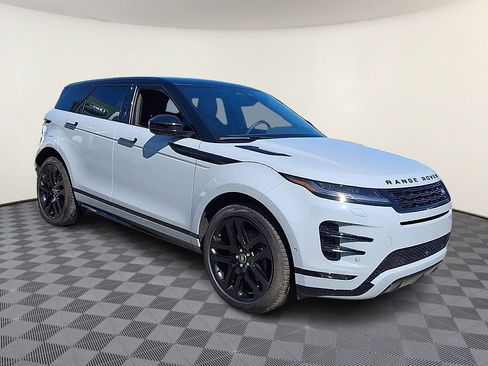 Used 2026 Land Rover Range Rover Evoque Dynamic SE AWD/4WD image 2