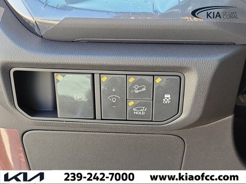 New 2027 Kia Seltos X-Line S w/ X-Line S Premium Package AWD/4WD image 22