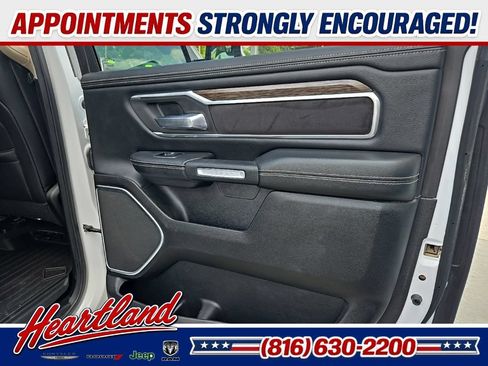 Used 2019 RAM 1500 Laramie AWD/4WD image 93