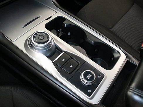 Used 2022 Ford Explorer XLT w/ Class IV Trailer Tow Package image 21