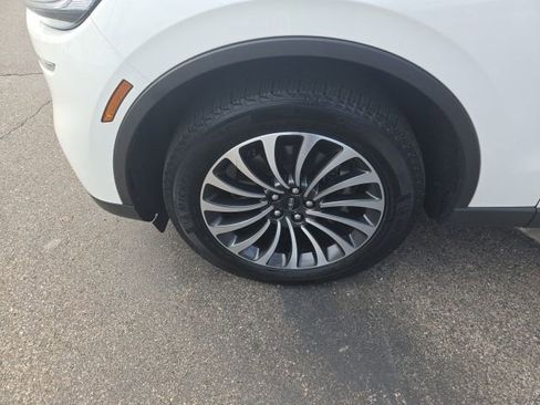 Used 2023 Lincoln Aviator Reserve w/ Elements Package Plus image 17