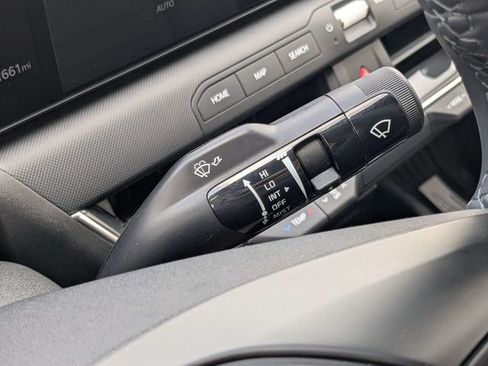 Used 2025 Kia K4 EX FWD image 25