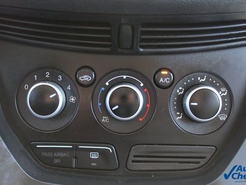 Used 2014 Ford Escape SE image 13