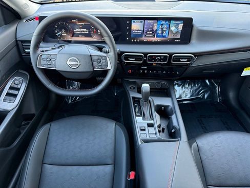 New 2026 Nissan Sentra SR w/ SR Premium Package image 18