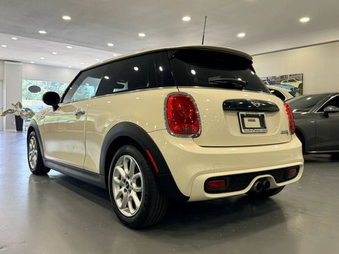 Used 2017 MINI Cooper S FWD image 5