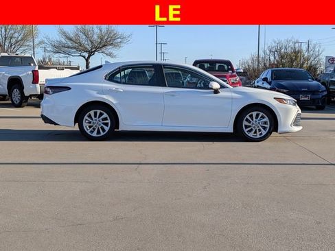 Used 2024 Toyota Camry LE FWD image 4