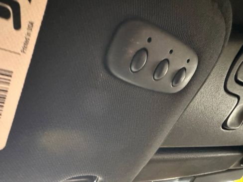 Used 2009 Chevrolet Corvette Convertible w/ Preferred Equipment Group image 33