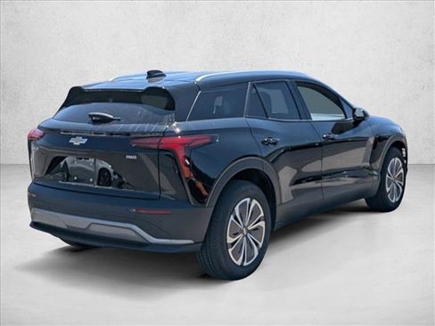 Used 2024 Chevrolet Blazer EV LT AWD/4WD image 5