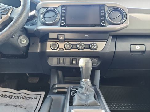 Used 2020 Toyota Tacoma SR5 image 11