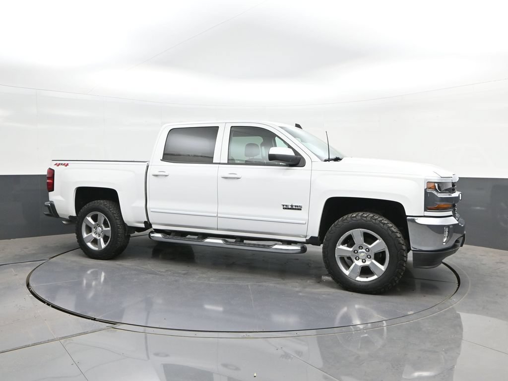 Used 2018 Chevrolet Silverado 1500 LT w/ Texas Edition AWD/4WD image 15