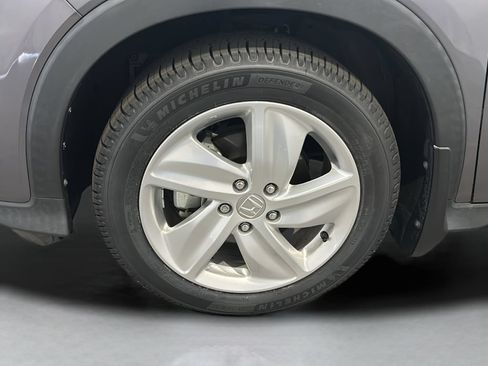 Used 2019 Honda HR-V EX image 12