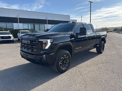 Used 2024 GMC Sierra 2500 AT4 w/ AT4 Premium Plus Package AWD/4WD image 1