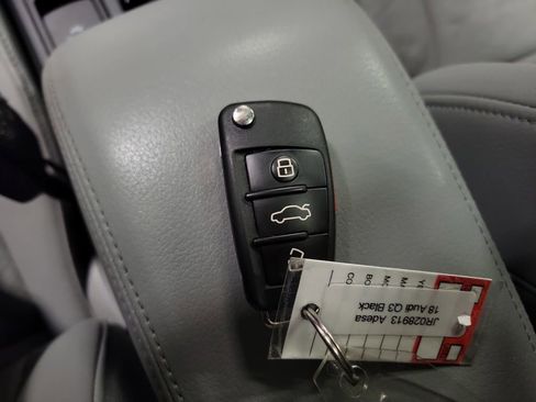 Used 2018 Audi Q3 2.0T Premium image 16