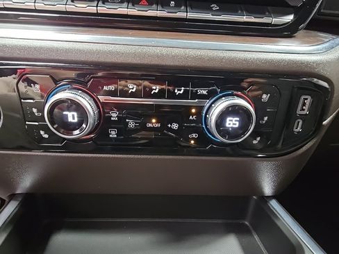 Used 2023 GMC Sierra 1500 SLT w/ SLT Premium Package image 20