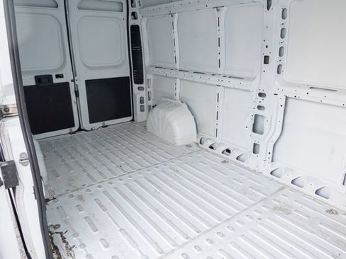 Used 2026 RAM ProMaster 2500 w/ Convenience Group FWD image 23