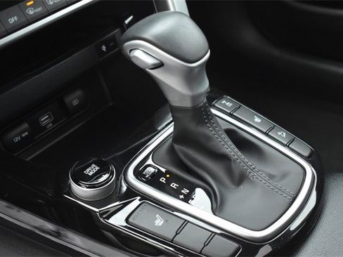 Certified 2023 Kia Seltos SX w/ SX Sunroof Package image 26