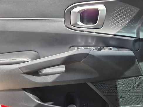 New 2026 Kia Sorento LX FWD image 16