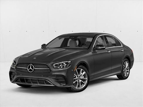 Used 2021 Mercedes-Benz E 450 4MATIC Sedan image 1