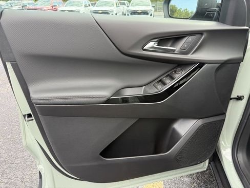 New 2026 Chevrolet Equinox LT w/ Midnight Edition image 12