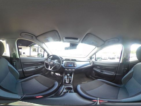 Used 2025 Nissan Versa SV FWD image 37