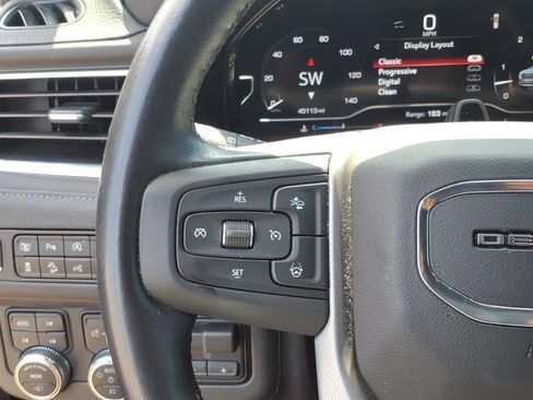 Used 2023 GMC Yukon Denali w/ Denali Reserve Package AWD/4WD image 18