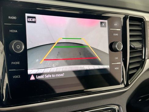 Used 2023 Volkswagen Atlas SE image 13