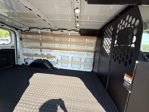 Used 2025 Ford Transit 250 Low Roof w/ Exterior Upgrade Package RWD image 18